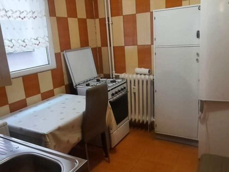 Drumul Taberei, Favorit, Metrou Str Pravat bl tip P et 1